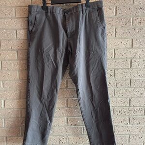 Dockers Men's Charcoal Chinos